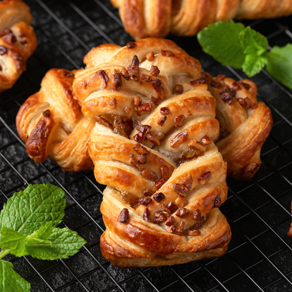 MAPLE & PECAN PLAIT