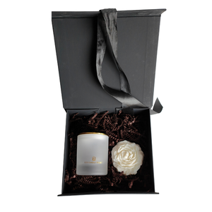 FLAT-PACKED GIFT BOX with RIBBON